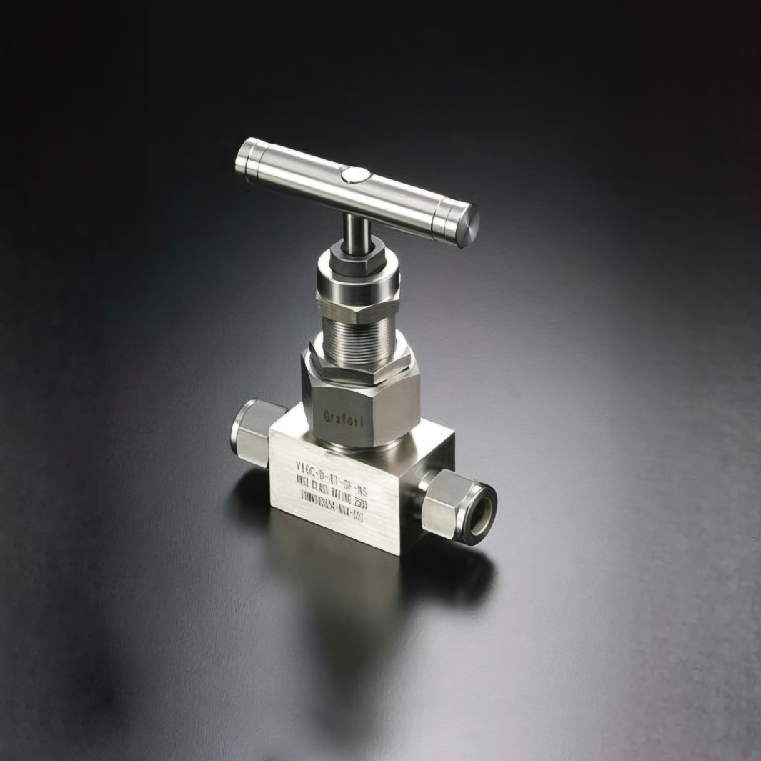 DK-Lok V16 Series Severe Service Union Bonnet Needle Valve, 4 mm Orifice, Stainless Steel 316, 1/8